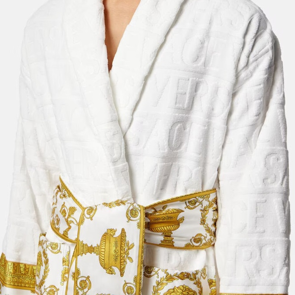 Authentic Versace robe - Picture 6 of 7